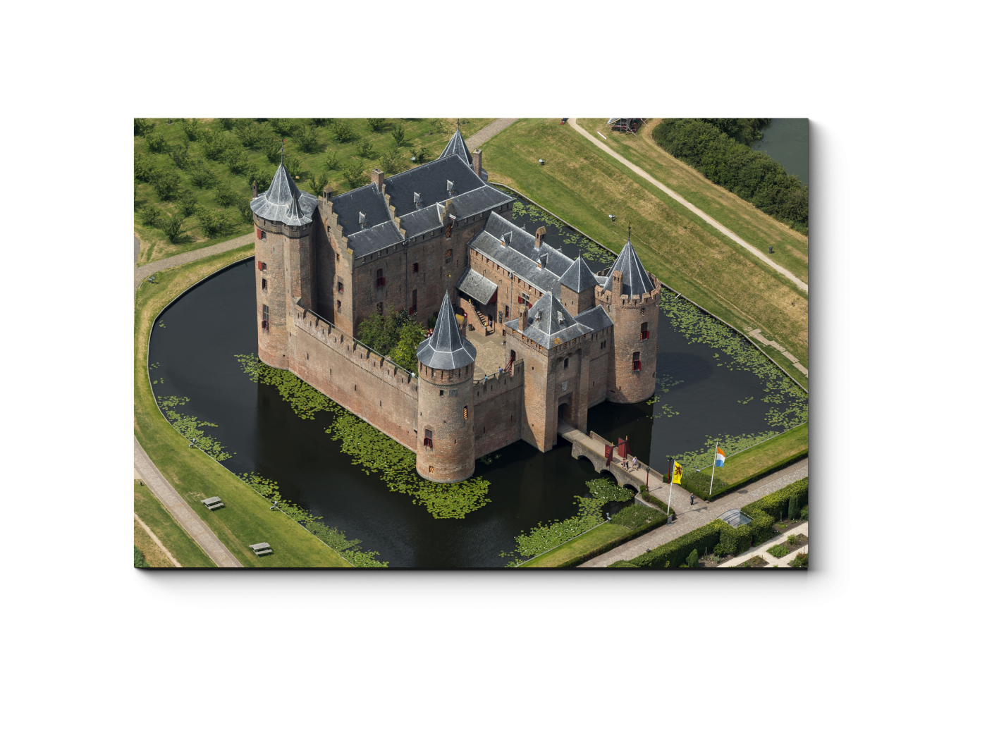 строительство рыцарского замка в средневековье