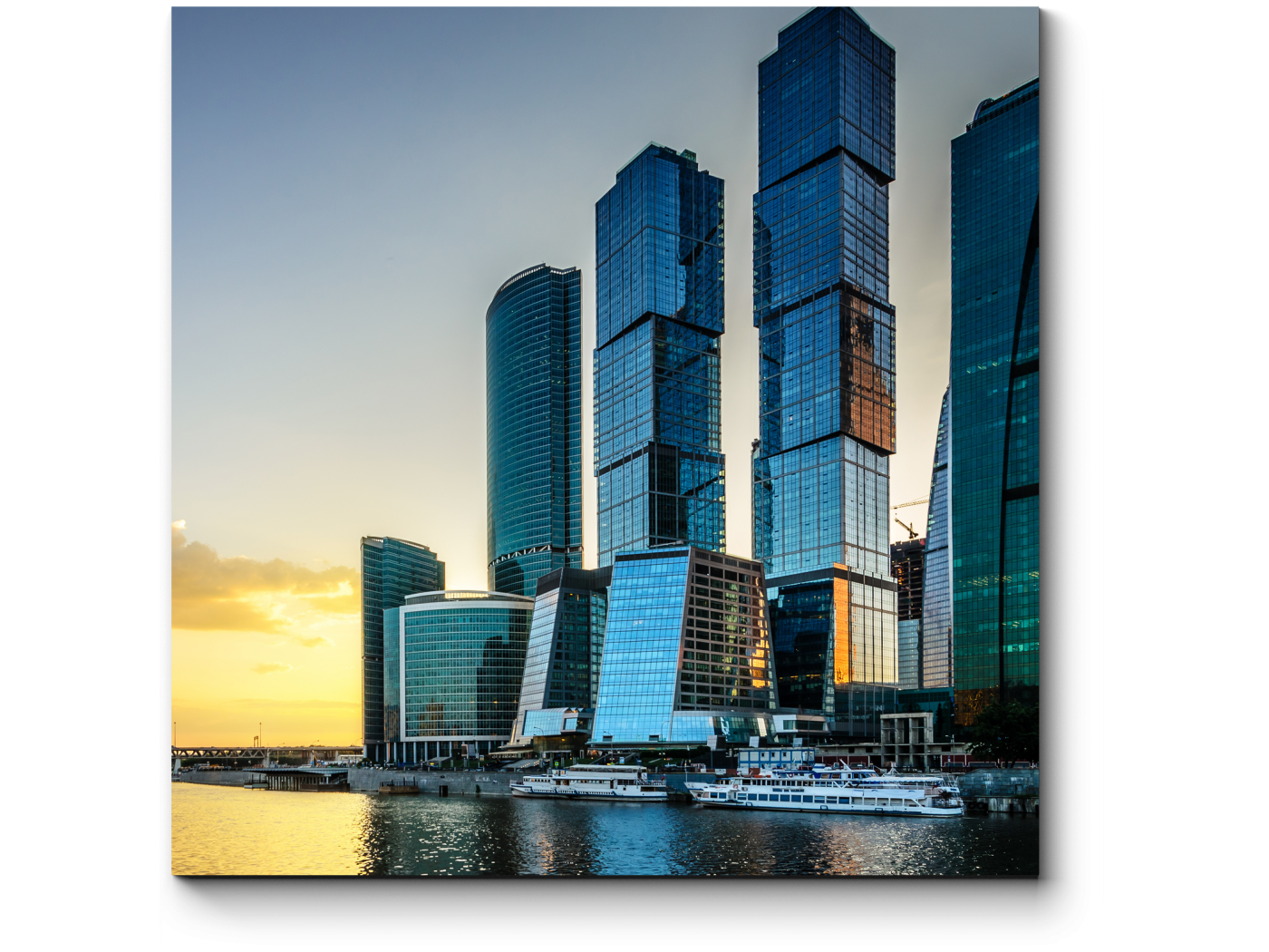 

Модульная картина Picsis, Москва Сити (20x20)