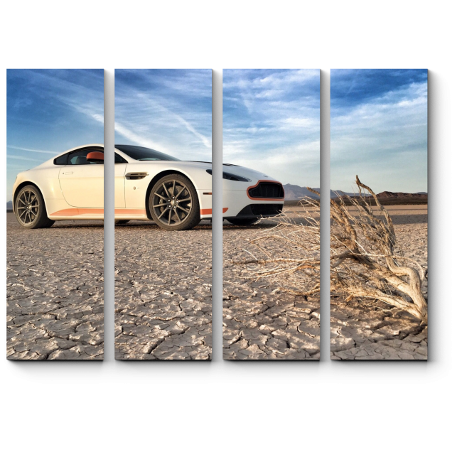 Модульная картина Aston-Martin в пустыни